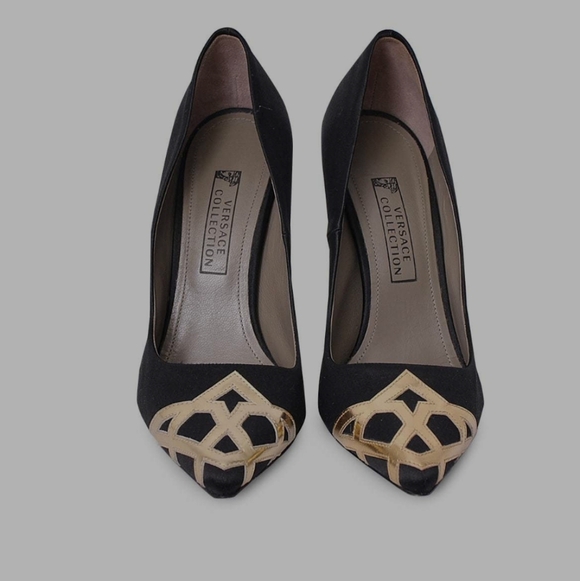 Versace Black Gold Pumps Heels Shoea Designer 38.5 Siz 8 Hollywood Glam - Picture 3 of 16